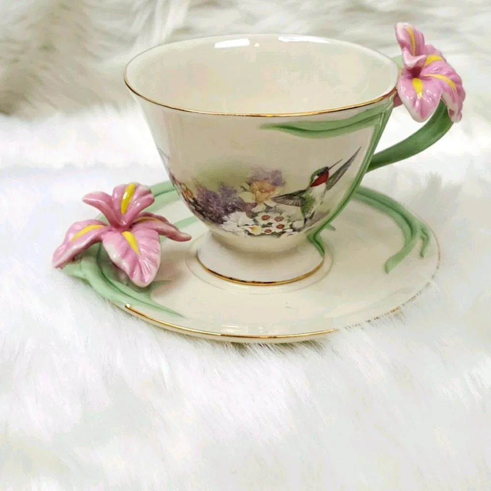 Lena Liu Daffodil Concerto Teacup Saucer Bradford Edition Floral Collectible Dis